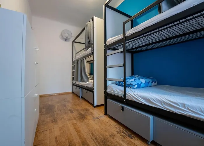 Madhouse PragueHostel